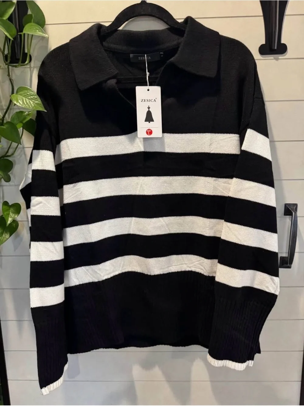 Zesica Black & White Striped Crewneck Sweater